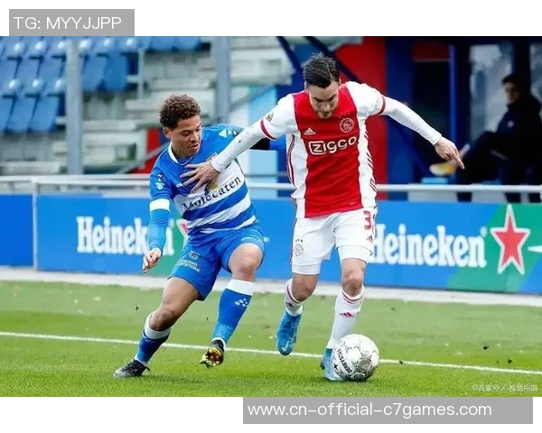 2019年欧冠经典对决阿贾克斯与尤文图斯精彩录像回顾与分析